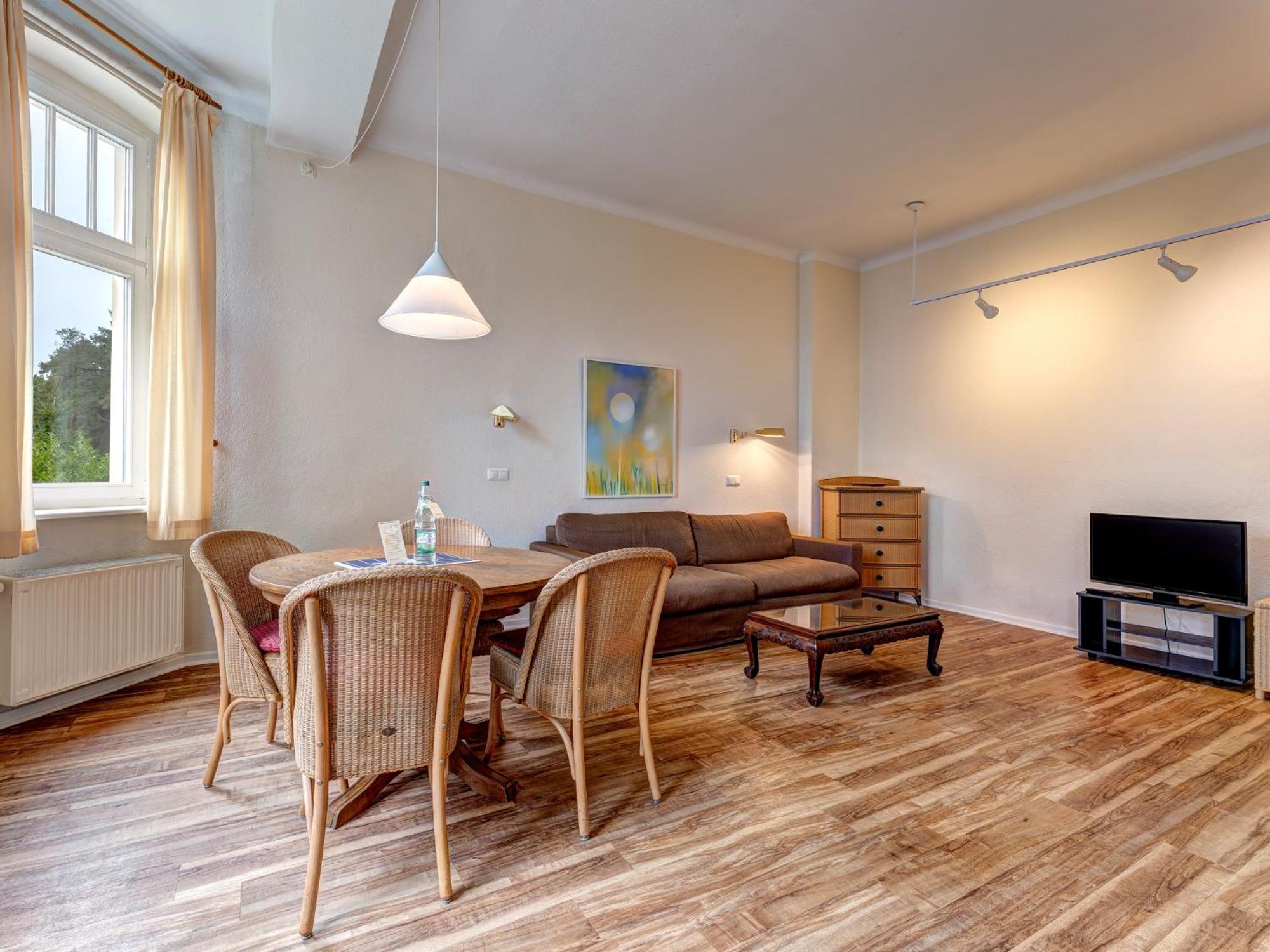 Villa Daheim - Fewo 04 Kölpinsee エクステリア 写真